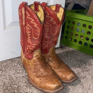 Nokona Boots